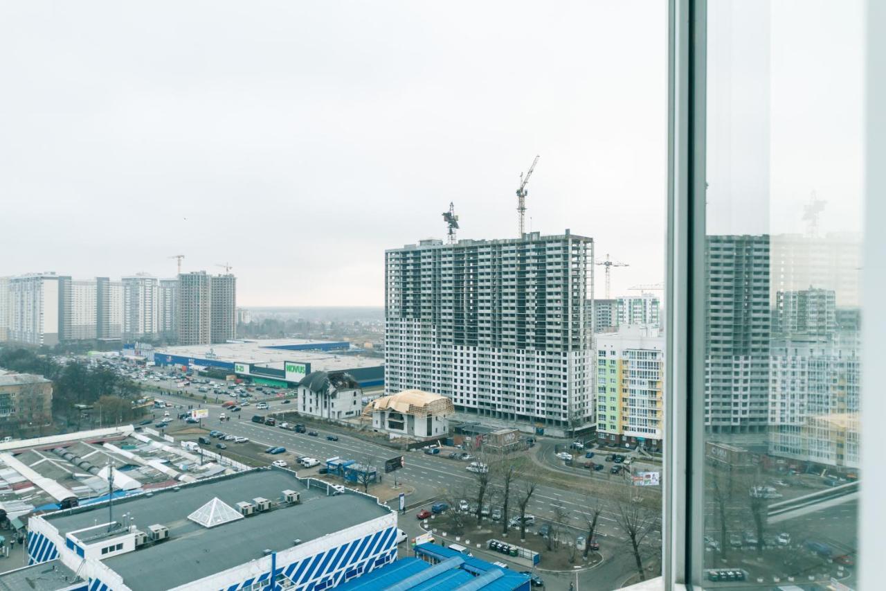 Лучшая Квартира В Броварах Brovary Esterno foto